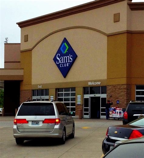 Sams springfield mo - Springfield, Missouri, United States. 564 followers 500+ connections See your mutual connections. View mutual connections with Tom ... Thankful to have joined such a hardworking team at Sam’s ...